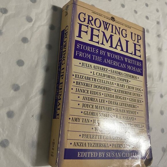 Growing Up Female: Stories By Women Writers - Picture 3 of 15